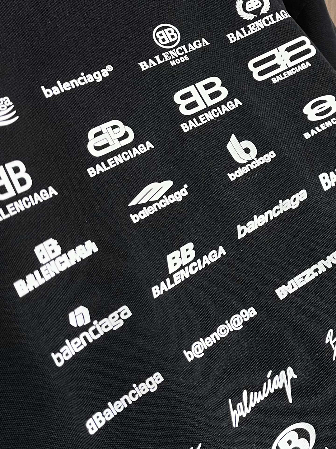 9ae73433c98d45103cc9c17ea8392225_1782704240_0721.jpg