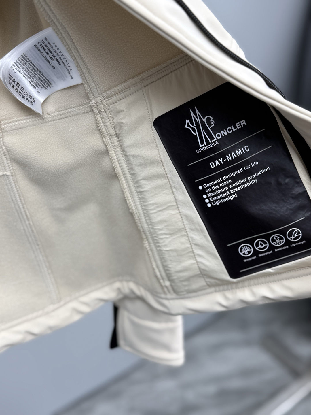 fd5c4e591e1723a9ceb06b191d1ec0df_1788416413_8827.jpg fd5c4e591e1723a9ceb06b191d1ec0df_1788416413_8827.jpg