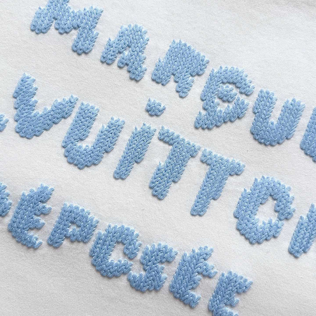[Louis Vuitton] 루이비통 엠브로이더드 시그니처 티셔츠
