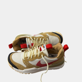 [Nike x Tom Sachs Mars Yard] 나이키 x 톰 삭스 마스야드 슈 3.0 스페이스 캠프